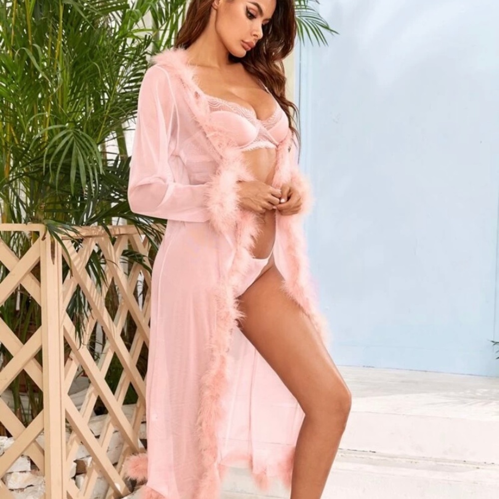 Lingerie bundle - Picture 2 of 8